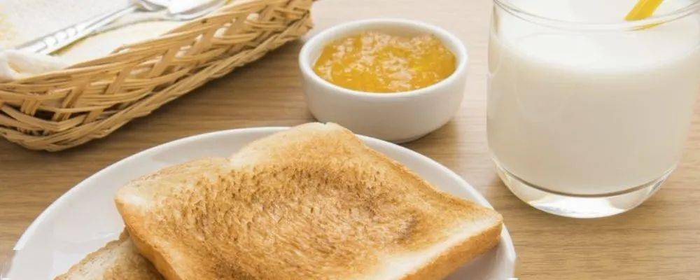 
@女人 这几种饮食恶习会让你老得更快 赶快改掉！：IM电竞(图7)