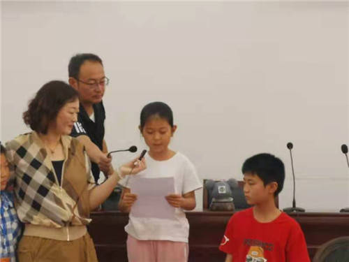 ‘IM电竞平台’
泰兴市平安义工协会举行第五届“让爱住我家 罐爱365爱心运动”(图5)