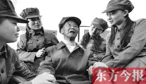 2015苏迪曼杯:风云组合临时配对 中国队小组头名晋级【IM电竞平台】(图4) IM电竞