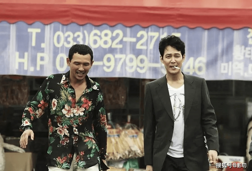 
韩国影戏又出“神作”？国宝级演员李政宰 果真名不虚传！‘IM电竞平台’(图7)